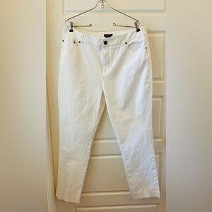 E39 by Eric Women's Straight-Leg Jeans Size 14 
White like new condition cotton